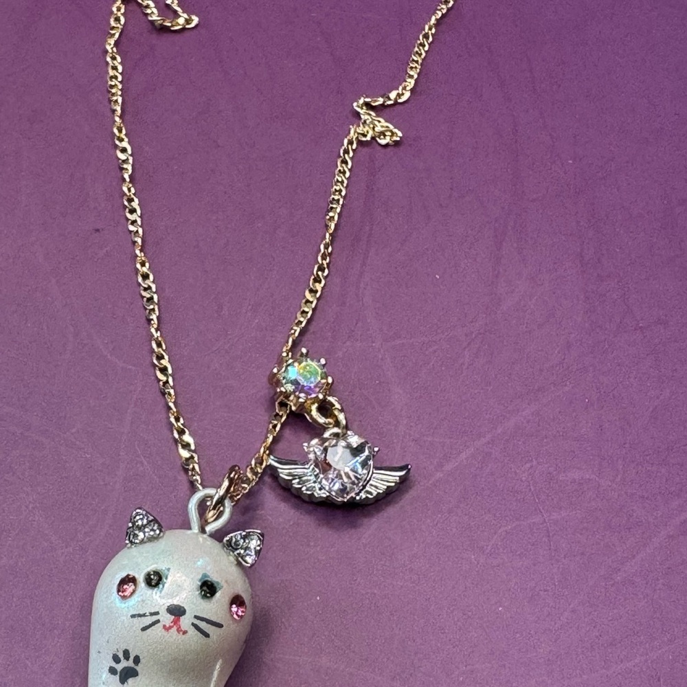 Betsey Johnson Cat and Angel Wings Necklace. - Picture 4 of 9